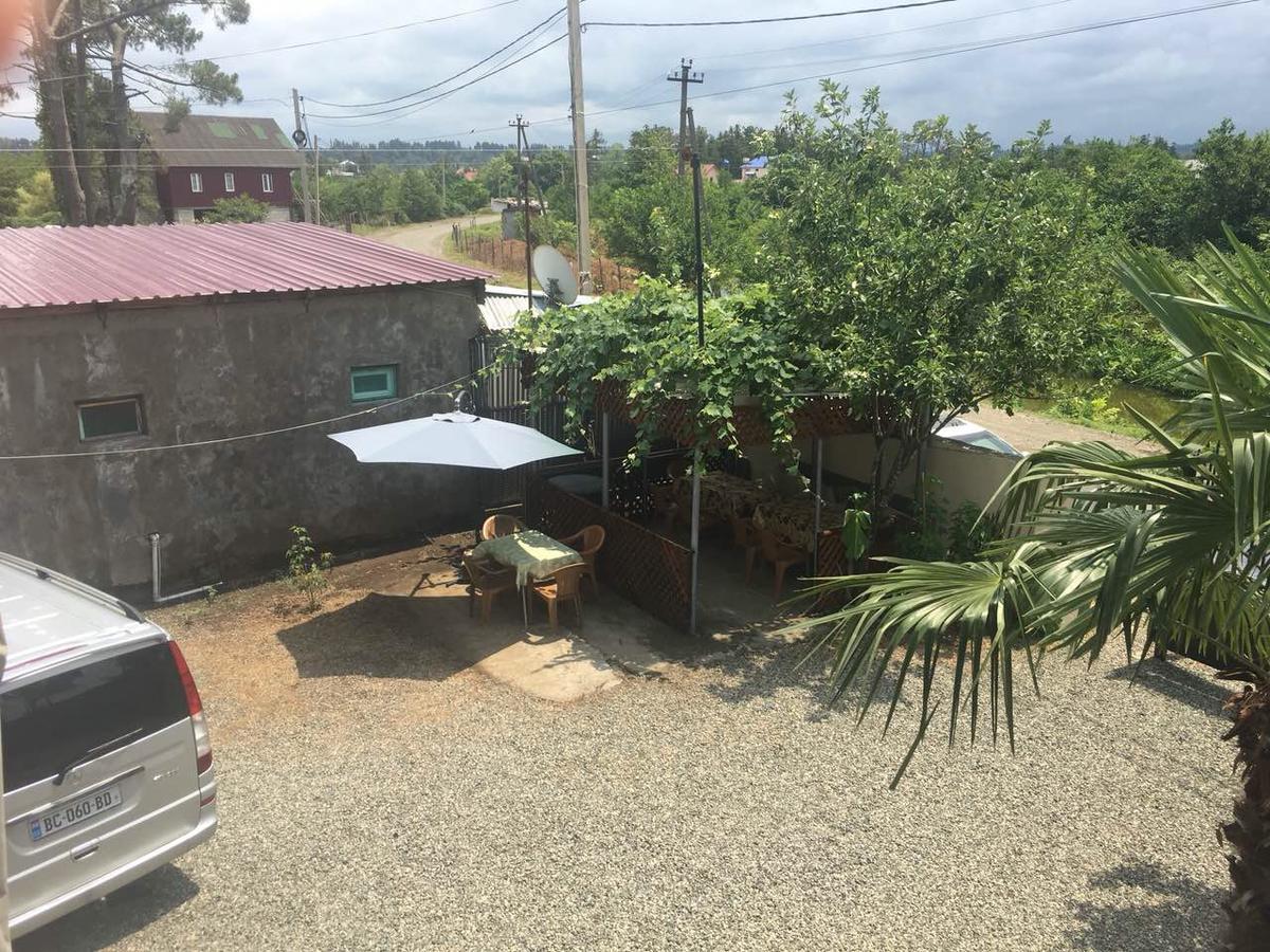 Saba Guest House Урекі Екстер'єр фото